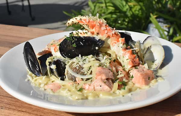 Seafood Fettucine