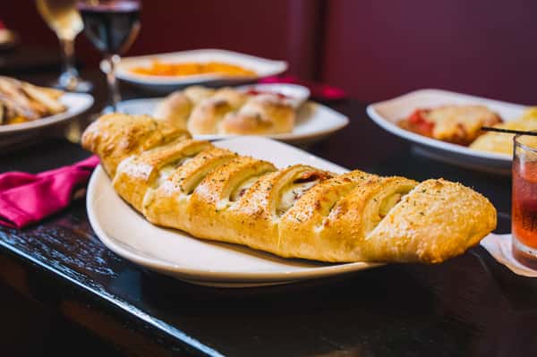 Pepperoni Roll (Large)