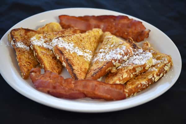 French Toast with 2 Bacon or 2 Sausage Links