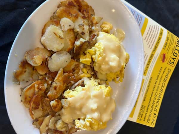 Eggs Benedict //