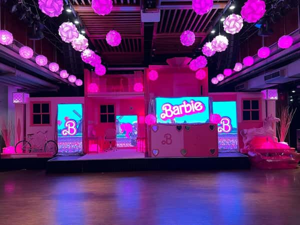 barbie dreamhouse
