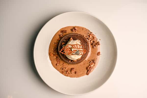 Molten Chocolate-Hazelnut Cake