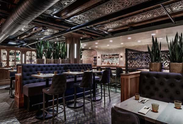 Best Cocktail Lounge in Chicago