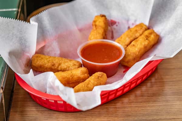 Mozzarella Sticks (6)