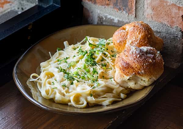 Fettuccine Alfredo