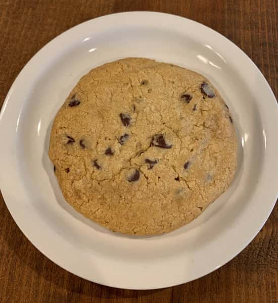 Jumbo Chocolate Chip Cookie