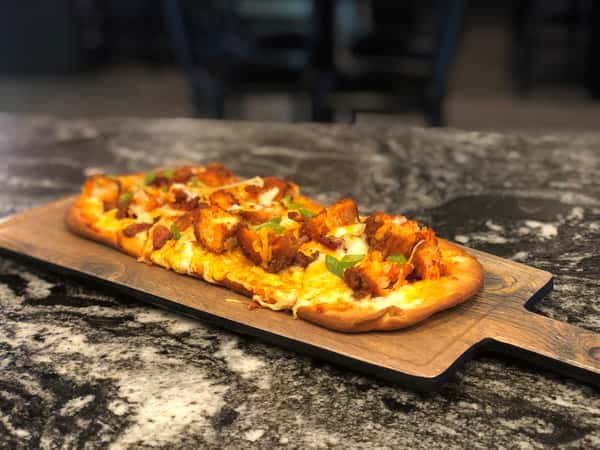 Buffalo Chicken Flat Bread