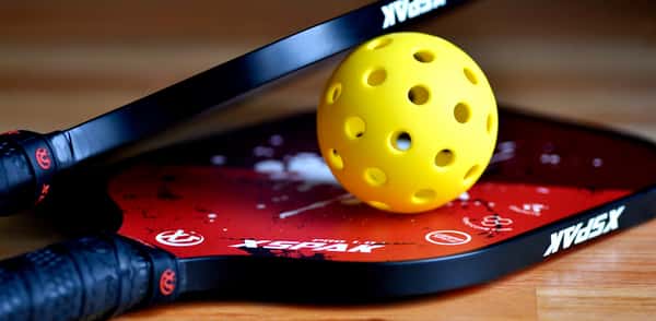 Pickle ball