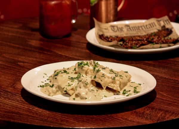 Belle's Biscuits & Gravy