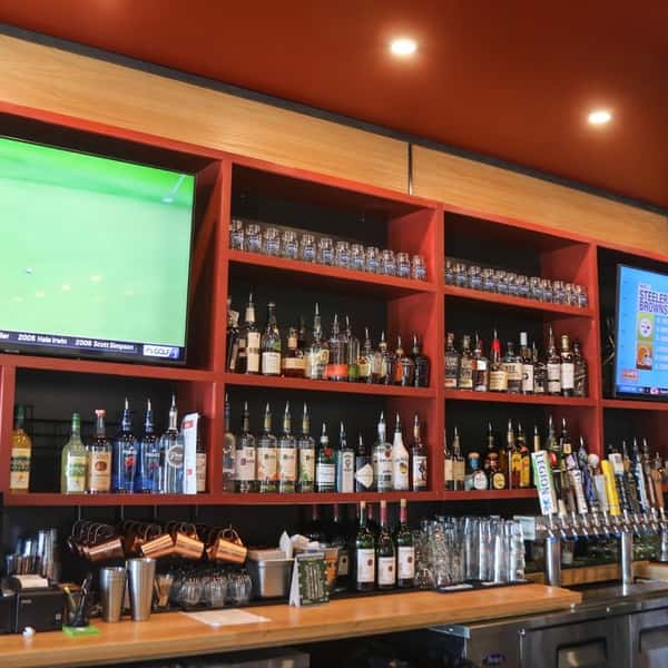 Flatiron Kitchen + Taphouse restaurant