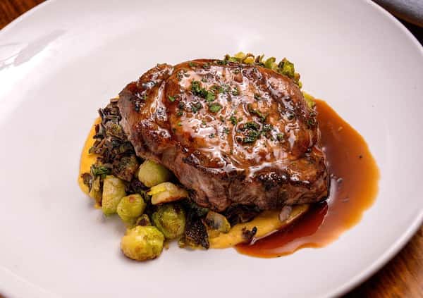 Flatiron Kitchen + Taphouse food