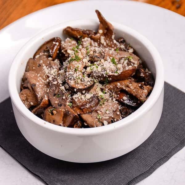 Flatiron Kitchen + Taphouse food