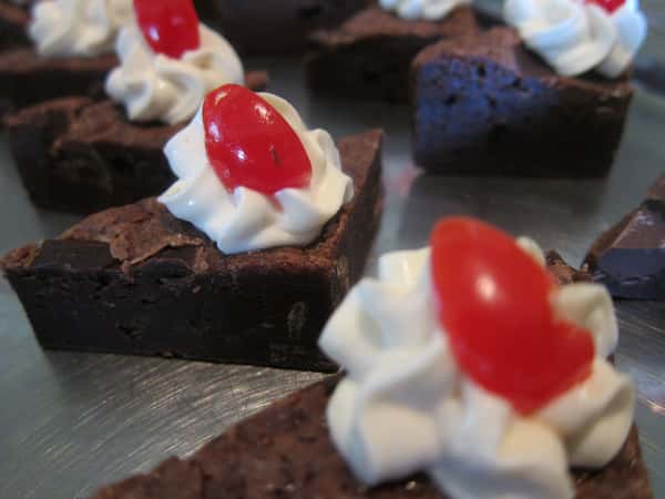Brownie Bites with Bailey's Cream Cheese