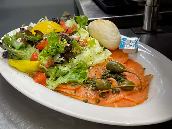 Smoked Salmon Salad
