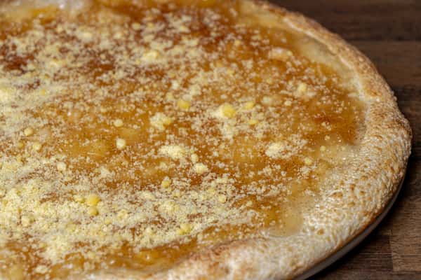 Apple Dessert Pizza