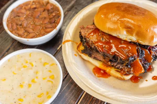 Dee_Willies_Brisket_Sandwhich_Baked_Beans_Cream_Corn_6_17_2-212021-06-17 at 5.57.30 PM 3