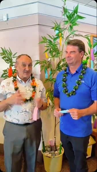 25 years of wishes coming true. 🎋
At our Pearl City location, co-owner Tom Jones chatted with James Donnelly from @makeawishhawaii Make-A-Wish Hawaii, tanabata wish papers in hand, to talk about something close to our hearts this season.
The tradition: write a wish on paper, hang it on the bamboo tree, and hope it comes true. This year, we’re taking that spirit further — for every Tanabata special you order, Gyotaku is donating $1 to Make-A-Wish Hawaii to help grant wishes for kids facing critical illness right here at home.
As James put it: it’s wishes on the tree, and wishes coming true in Hawaii. That’s a combination we’re proud to be part of, especially as we celebrate 25 years.
Order a Tanabata special, make a wish, and help make someone else’s come true. 🌟