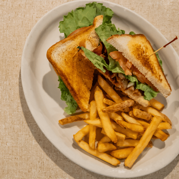 @Syd's Old Time BLT with Kettle Chips