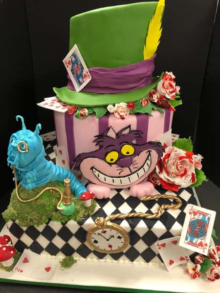 themed wedding cake - Alice in Wonderland