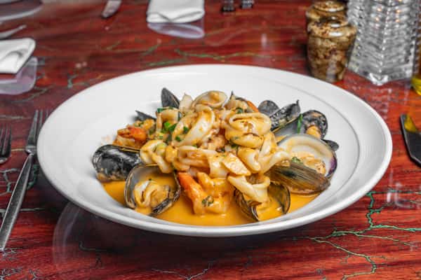 Homemade Pasta with Seafood