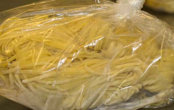 Mele Bistro store pasta