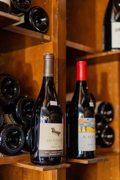 Wine Wall 2 Bottles