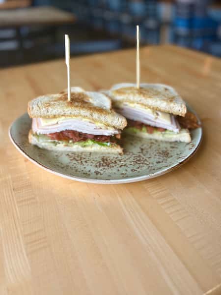 Smoked Turkey Club