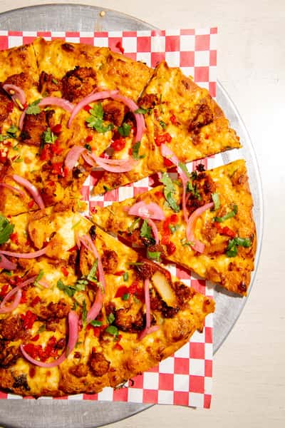 “Gobhi Back To Cauli” Pizza