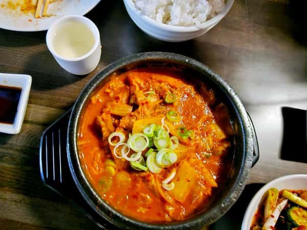 Kimchi-Jjigae