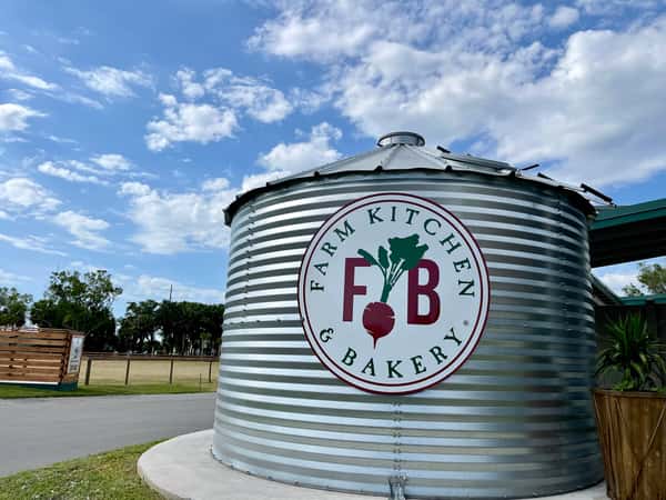 wheelbarrel