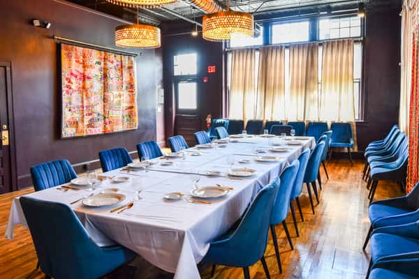 set table in private dining space