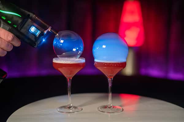 Cocktails with bubbles