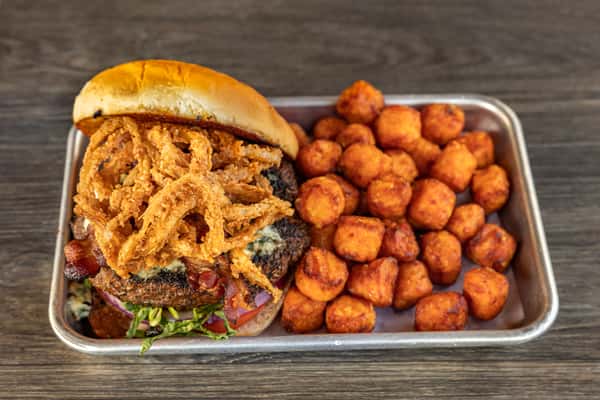 Black&BlueBurger-001.jpg