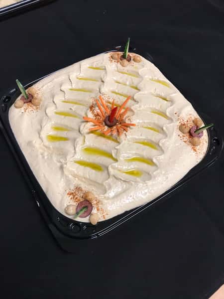 Hummus Dip Tray (Serves 10-12)