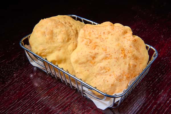 Paneer Stuffed Bhatura (Catering)