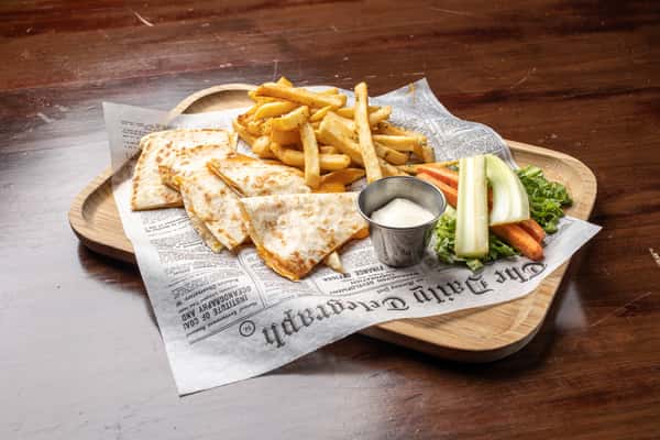 Mini Cheese Quesadilla / Fries
