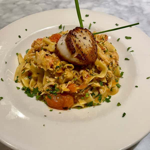 fettuccini lobster ragout
