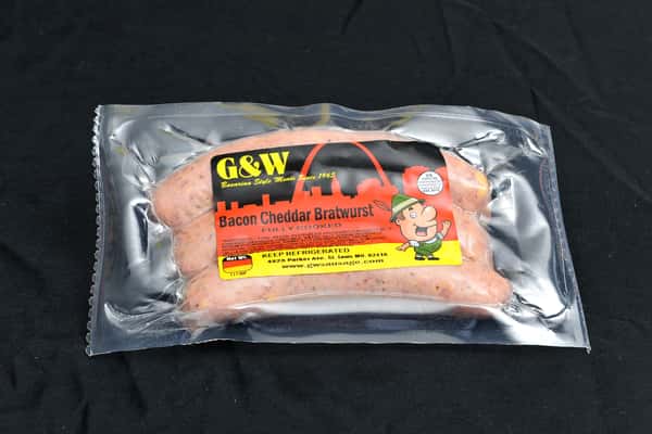 Bacon Cheddar Brat Retail Pack
