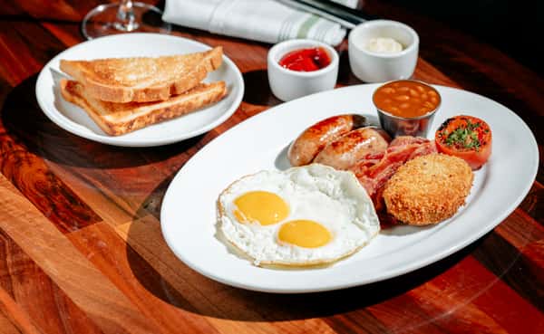 English "Fry Up" Breakfast