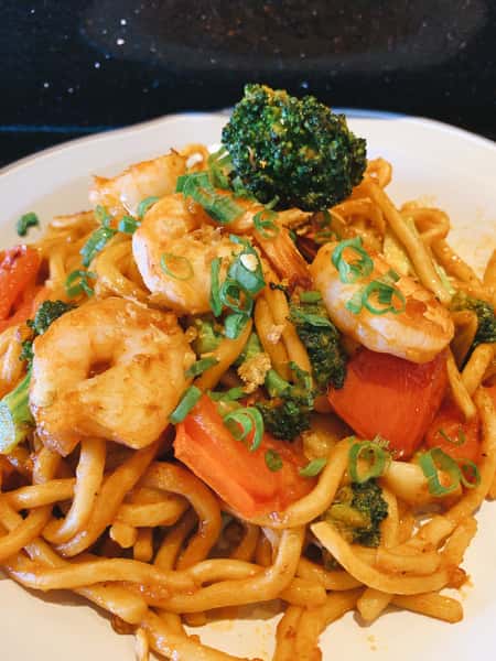 Chef's Wok Fried Noodles w/ Shrimp