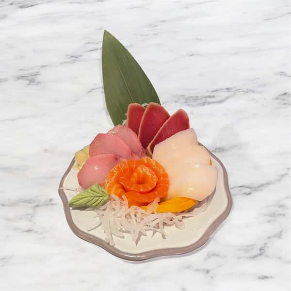 Sashimi Meal Set (12 pcs)