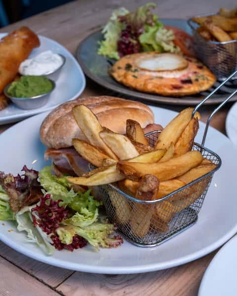 sandwich and chips