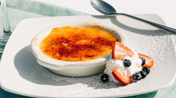 Passion Fruit Crème Brûlée
