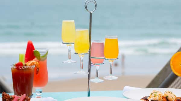 Mimosa Flight and brunch on the Crystal Pier at Oceanic