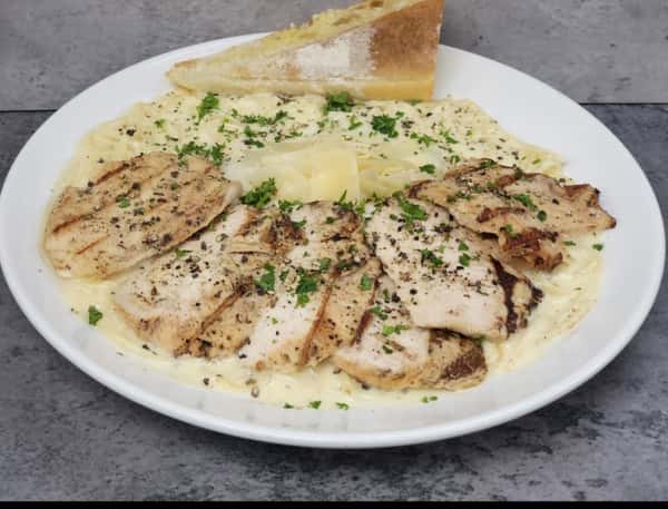 Black Pepper Chicken Alfredo