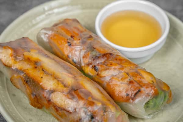 Grilled Chicken Spring Rolls