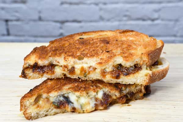 BOURBON ONION GRILLED CHEESE