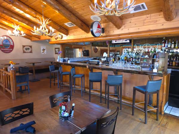 Sample photo of our full service bar interior