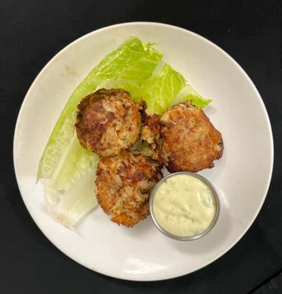 MARYLAND CRAB CAKE APPETIZER