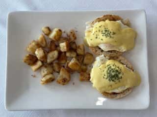 Eggs Benedict